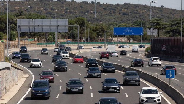 ep decenas de vehiculos durante la operacion salida del verano