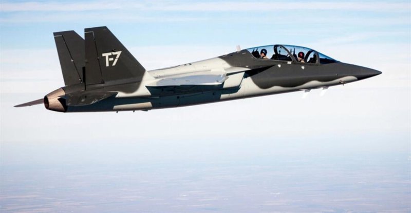 ep el avion de entrenamiento t 7 desarrollado por boeing y saab
