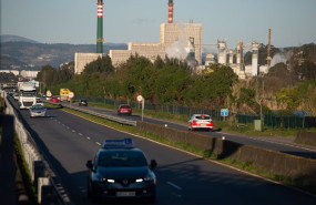 ep el complejo industrial de ence en la ria de pontevedra