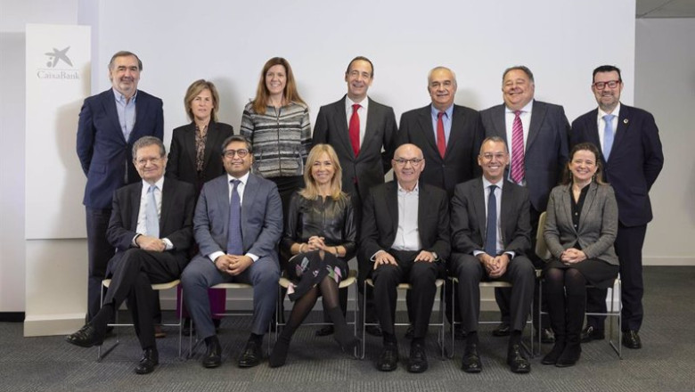 ep el consejero delegado de caixabank gonzalo gortazar se reune con los miembros del comite ep el consejero delegado de caixabank gonzalo gortazar se reune con los miembros del comite