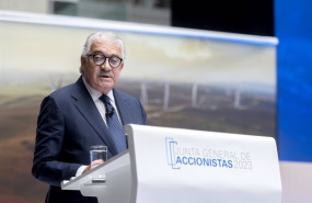 ep el consejero delegado de endesa jose damian bogas interviene durante la junta general de ep el consejero delegado de endesa jose damian bogas interviene durante la junta general de