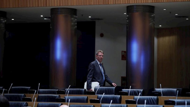 ep el diputado de jxcat ferran bel asiste a la comparecencia de la vicepresidenta tercera y ministra