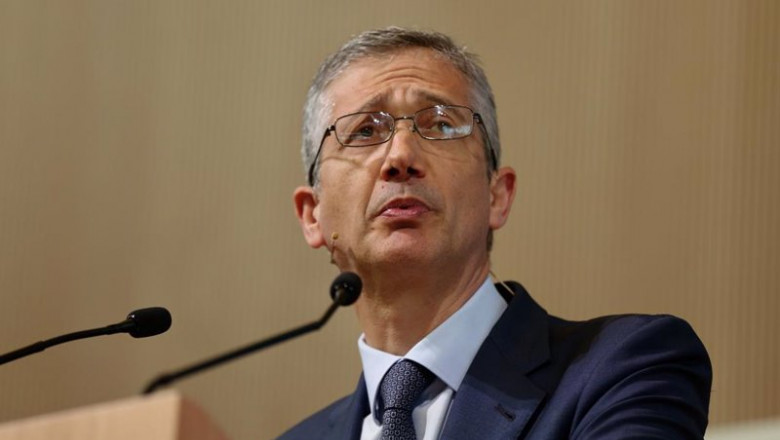 ep el gobernador del banco de espana pablo hernandez de cos interviene en la primera jornada del