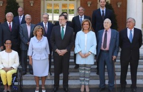 ep fotofamiliala entregalas medallasoromeritotrabajo