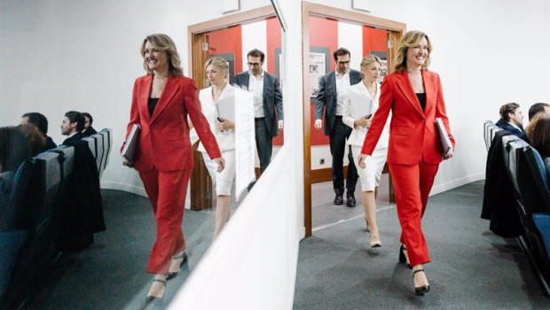 ep i d el ministro de economia comercio y empresa carlos cuerpo la vicepresidenta segunda y ministra