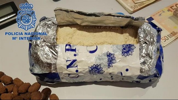 ep la policia detienenueves integrantesuna red vinculadanarcos mexicanos