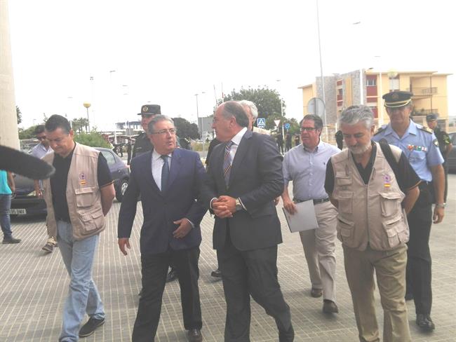 El ministro Zoido, este martes en Algeciras (Cádiz) | EUROPA PRESS ep ministro zoido este martesalgeciras cadiz