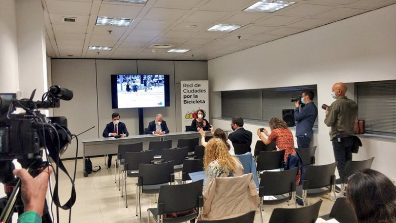 Presentación del estudio 'La bicicleta y el patinete en tiempos de pandemia en las zonas urbanas españolas', realizado por la Red de Ciudades por la Bicicleta (RCxB), a través de Gesop. | RED DE CIUDADES POR LA BICICLETA ep presentacion del estudio la bicicleta y el patinete en tiempos de pandemia en las zonas urbanas