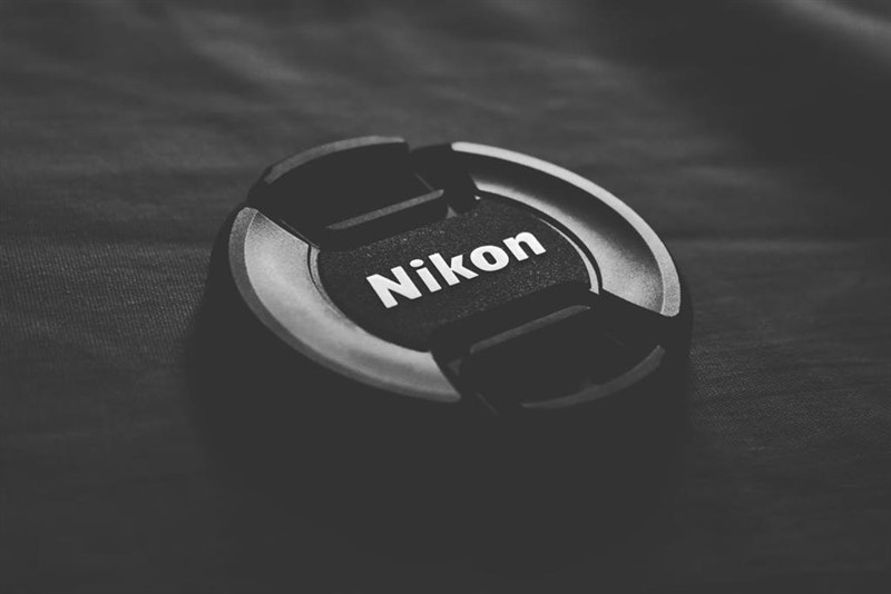 Nikon se dispara un 20% ante un posible aumento de participación de EssilorLuxottica