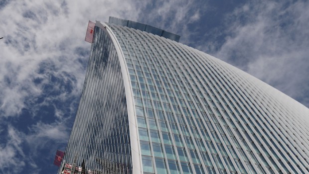 Landmark 'Walkie Talkie' skyscraper building sold for record £1.3bn