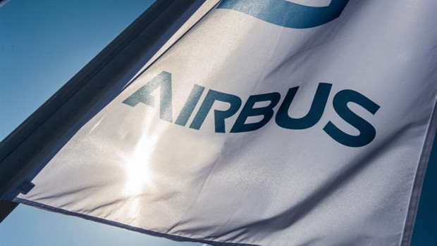 Airbus | AIRBUS ep airbus estudiara integrar vehiculos volantestransporte urbanoparis