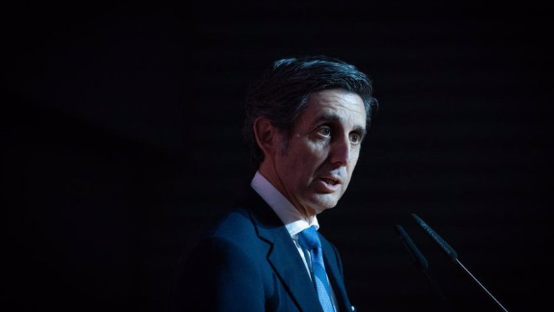 Archivo - El presidente ejecutivo de Telefónica, José María Álvarez-Pallete, interviene durante la ceremonia de entrega del Premio Empresario del Año 2022, en la sede central de la UPF-BSM, a 24 de noviembre de 2023, en Barcelona, Cataluña (España). | David Zorrakino - Europa Press - Archivo ep archivo el presidente ejecutivo de telefonica jose maria alvarez pallete interviene durante la