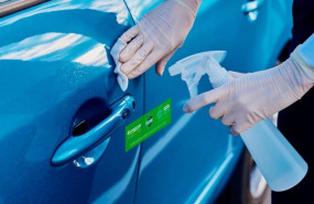ep archivo   europcar renueva como proveedor de la vuelta y reforzara las medidas de seguridad por