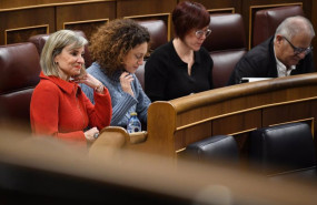 ep archivo   la portavoz de sumar en el congreso veronica martinez 1i durante una sesion plenaria en