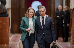 ep archivo   la secretaria general del partido popular cuca gamarra y el diputado del partido