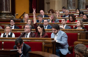 ep archivo   votaciones durante una sesion en el pleno del parlament a 19 de diciembre de 2024 en