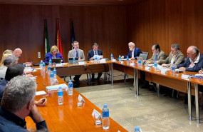 ep el consejero de agricultura pesca agua y desarrollo rural ramon fernandez  pacheco en la reunion