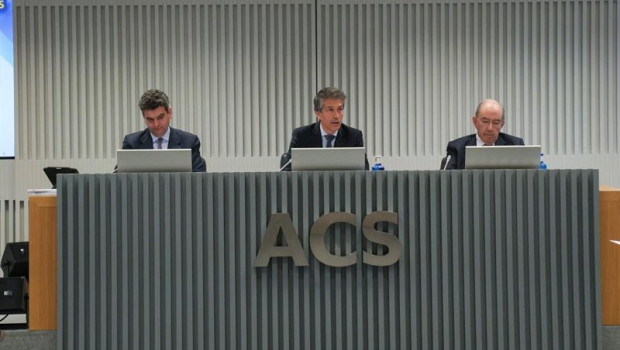 ep el consejero delegado del grupo acs juan santamaria cases c durante la conferencia de rsultados