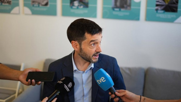 ep el ministro de derechos sociales consumo y agenda 2030 pablo bustinduy atiende a los medios de