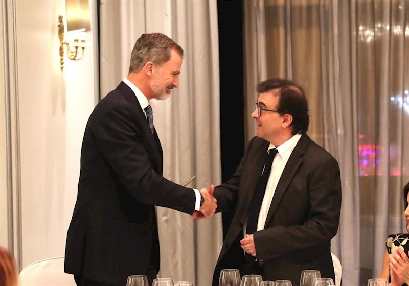 ep el rey felipe vi y el escritor javier cercas