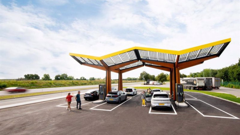 ep estacion de recarga de vehiculos electricos de fastned