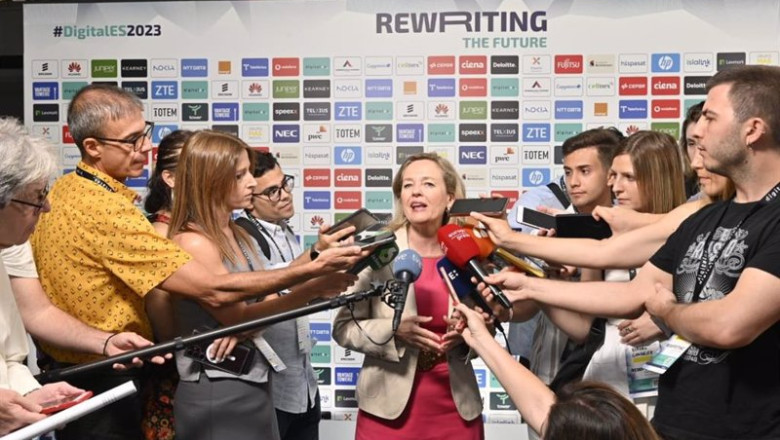 ep la vicepresidenta primera del gobierno nadia calvino en digitales summit 2023 ep la vicepresidenta primera del gobierno nadia calvino en digitales summit 2023