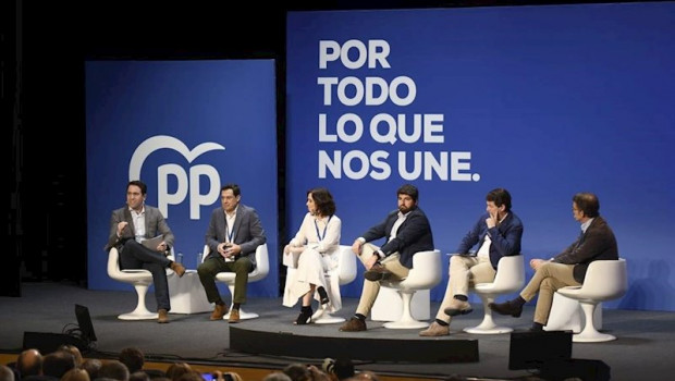 ep mesa redonda con isabel diaz ayuso juan manuel moreno fernando lopez miras alberto nunez feijoo y