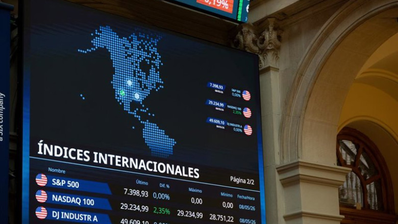 ep paneles informativos en el palacio de la bolsa de madrid a 11 de mayo de 2026 en madrid espana 20260527092103