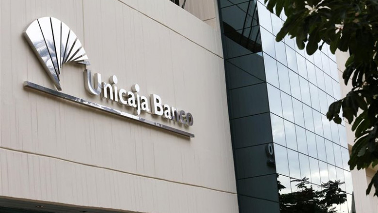 ep sede de unicaja banco economia grupo entidad bancaria financiera malaga
