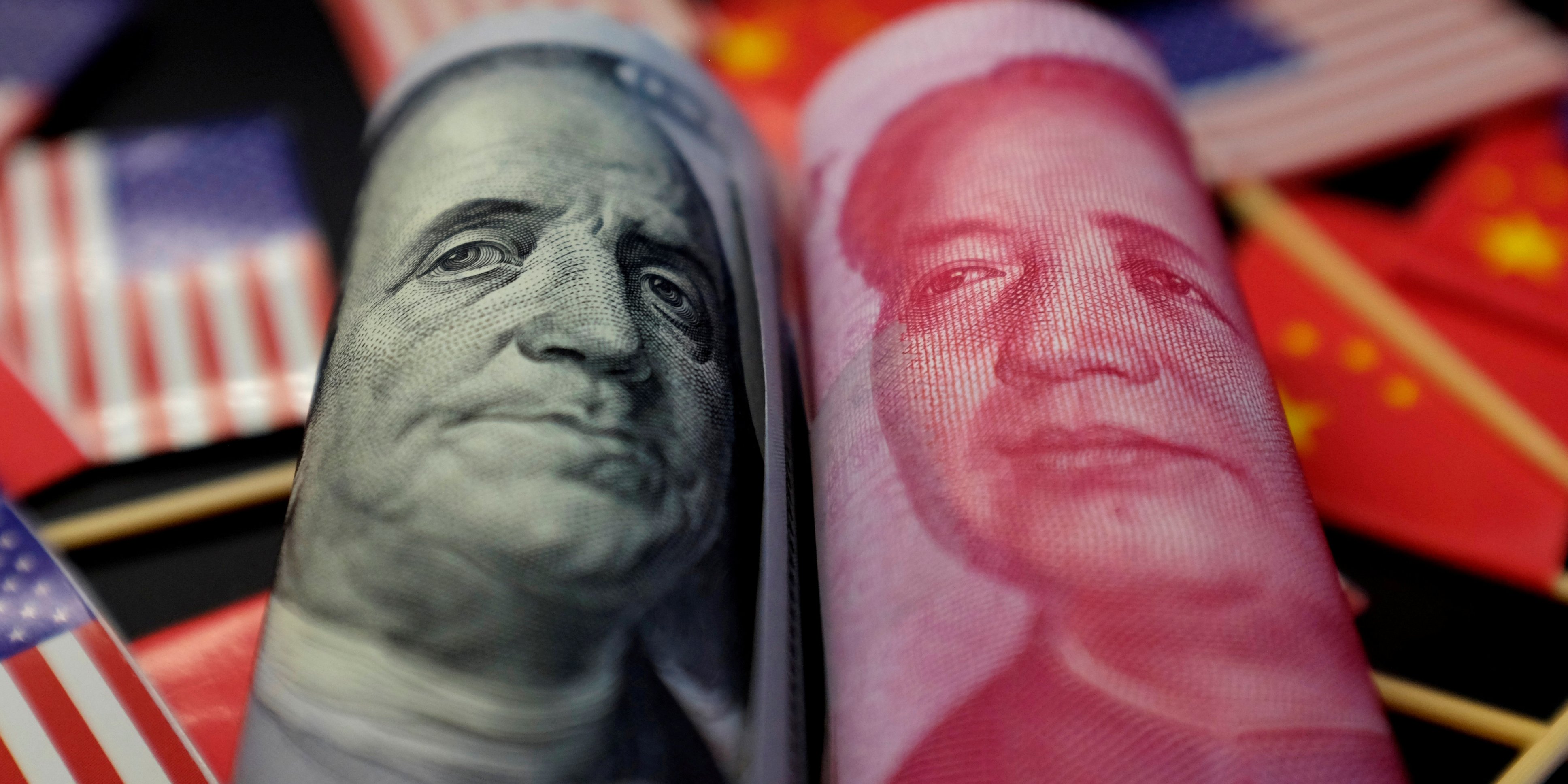 la-chine-laisse-le-yuan-enfoncer-le-seuil-de-7-pour-un-dollar