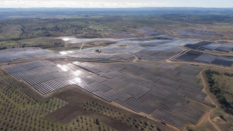 planta fotovoltaica los llanos, 150 mw badajoz (1) planta fotovoltaica los llanos, 150 mw badajoz (1)
