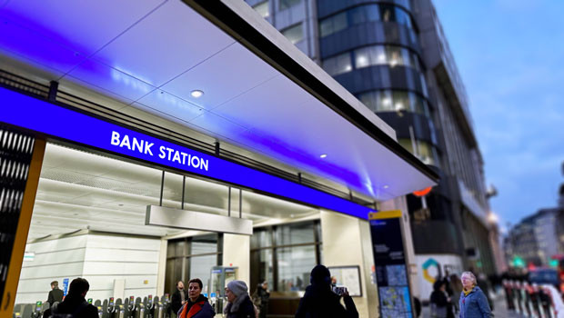 dl city of london banque générique station square mile finance 20240326 1
