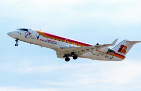 ep archivo   despegue de un avion de air nostrum en una imagen de archivo