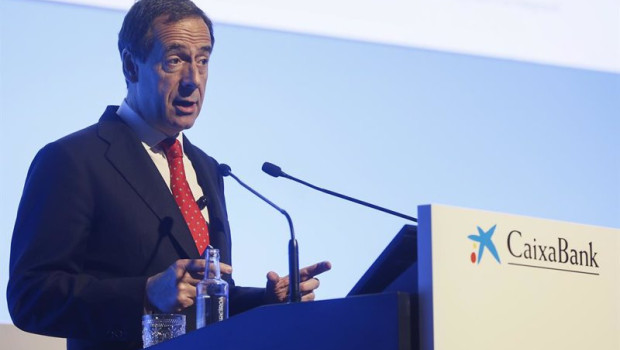 ep archivo   el consejero delegado de caixabank gonzalo gortazar interviene durante una junta