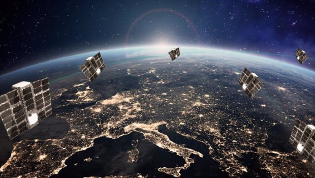 ep archivo   sateliot abre una nota convertible de 10 millones para su constelacion de satelites con