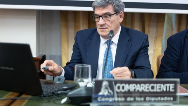 ep el gobernador del banco de espana jose luis escriva comparece ante la comision de economia ep el gobernador del banco de espana jose luis escriva comparece ante la comision de economia