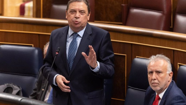 ep el ministro de agricultura pesca y alimentacion luis planas interviene durante una sesion de 20250219111304