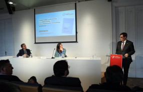 ep el primer secretario del psc salvador illa en el acto para presentar la publicacion claves sobre