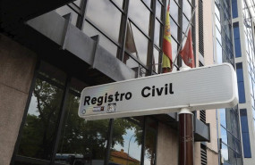 ep letrero indicativo de uno de los registros civiles madrilenos