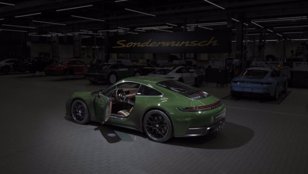 ep porsche lanza una verison limitada del 911 por el cuarenta aniversario de su llegada a espana