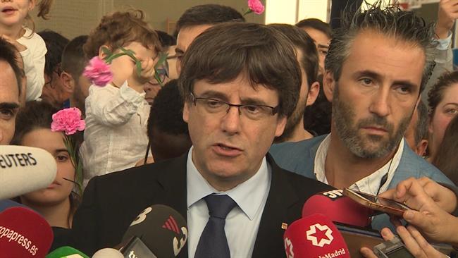 ep puigdemont habla de democraciala violencia injustificada