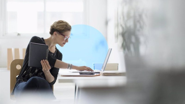 ep telefonica espana incorpora a su cartera las soluciones de ia para el puesto de trabajo de