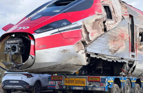 ep uno de los vagones del tren iryo accidentado en adamuz cordoba ep uno de los vagones del tren iryo accidentado en adamuz cordoba