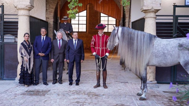 ep visita a las caballerizas reales para el espectaculo cordoba ecuestre
