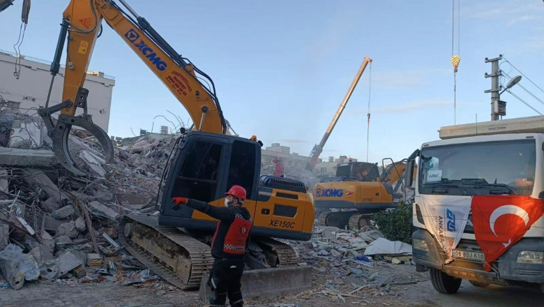 xcmg machinery aids emergency rescue after turkey s devastating earthquakes xcmg machinery aids emergency rescue after turkey s devastating earthquakes