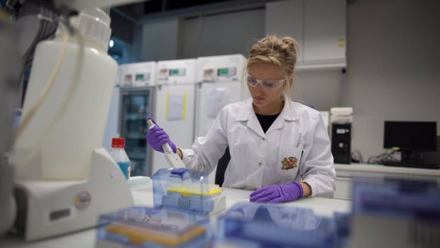 ep archivo   cientifica de philip morris international