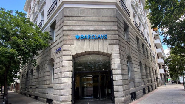 ep archivo   fachada de una oficina de la entidad financiera barclays ubicada en la calle jose 20230123104903