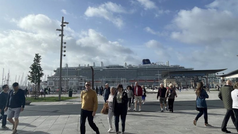 ep crucero en el puerto de a coruna ep crucero en el puerto de a coruna