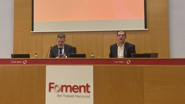 ep el director del departamento de relaciones laborales de foment del treball javier ibars y el
