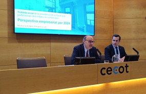 ep el presidente de cecot xavier panes y el secretario general de cecot oriol alba este lunes en